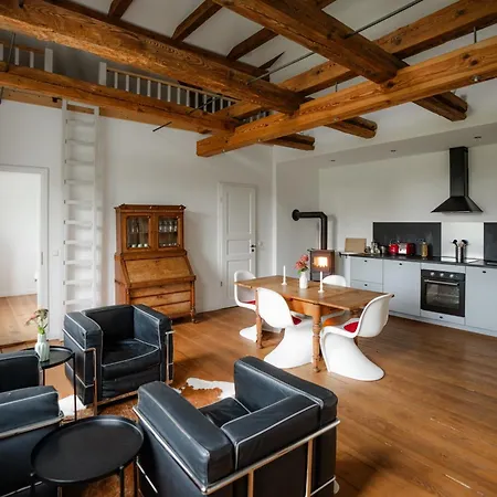 Gut Zahren Apartmán