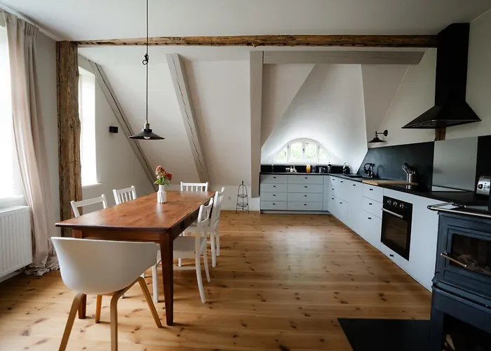 アパート Gut Zahren