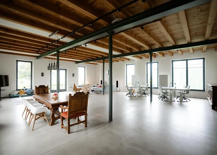 Gut Zahren アパート